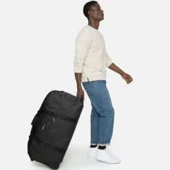 EASTPAK WAREHOUSE + BLACK 23 7 EASTPAK WAREHOUSE + BLACK 23 -DEUTER Shop 9 100224 warehouse black ek00030e 008 04