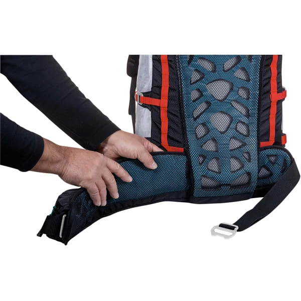 FERRINO BACKPACK INSTINCT 30+5 WHITE 23 6 FERRINO BACKPACK INSTINCT 30+5 WHITE 23 - Image 6