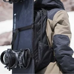 DAKINE MISSION 25L GREEN MOSS 23 -DEUTER Shop 9 119441 mission 25l green moss 10002637 grn 04