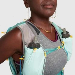 ULTIMATE DIRECTION ULTRA VESTA 6.0 ICE BLUE 23 11 ULTIMATE DIRECTION ULTRA VESTA 6.0 ICE BLUE 23 -DEUTER Shop 9 123849 80459222 0771 06