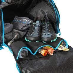 ULTIMATE DIRECTION CREW BAG ONYX 23 -DEUTER Shop 9 123884 crew bag onyx 80602820 0876 06