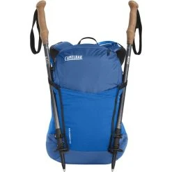 CAMELBAK RIM RUNNER 22 TRUE BLUE/WHITE 23 6 CAMELBAK RIM RUNNER 22 TRUE BLUE/WHITE 23 -DEUTER Shop 9 128955 rim runner 22 true blue white 2714401000 b260 03